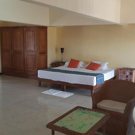 Apartament Dino 2 Trou aux Biches Zewnętrze zdjęcie