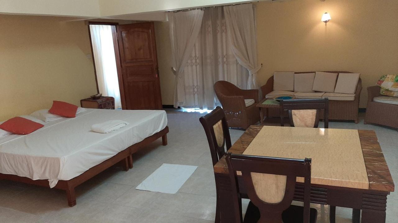 Apartament Dino 2 Trou aux Biches Zewnętrze zdjęcie